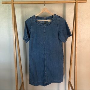 VINTAGE J. CREW DENIUM DRESS. SIZE 4. PERFECT VINTAGE CONDITION.